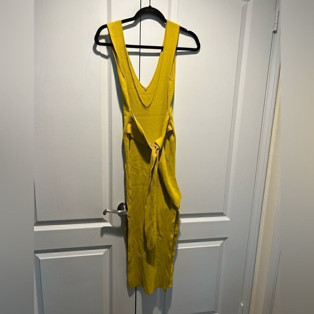 Forever 21 Belted Ribbed side-Slits Midi Dress - Picture 2 of 5